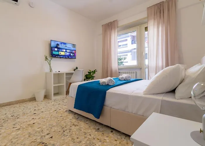 Διαμέρισμα Domus Pompei - 10' A Piedi Da San Giovanni - Ac, Smart & Wi-fi